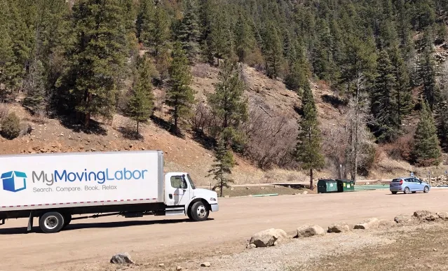 Moving Long Distance During Labor Day Weekend: What You Need to Know